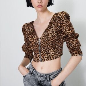 Zara Leopard Print Crop Top NWOT XS